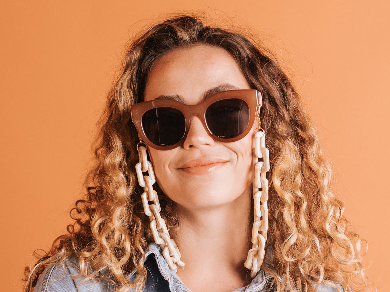 Glasses Chain 'Chunky Rectangular' Beach